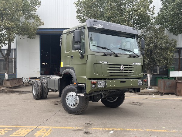 4x4 Full Wheel Drive SINO TRUK HOWO Truck Chassis